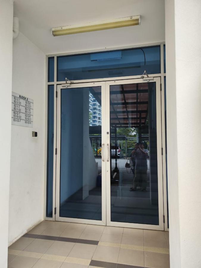 Putra 1 Pool Bandar Seri Putra Apartment