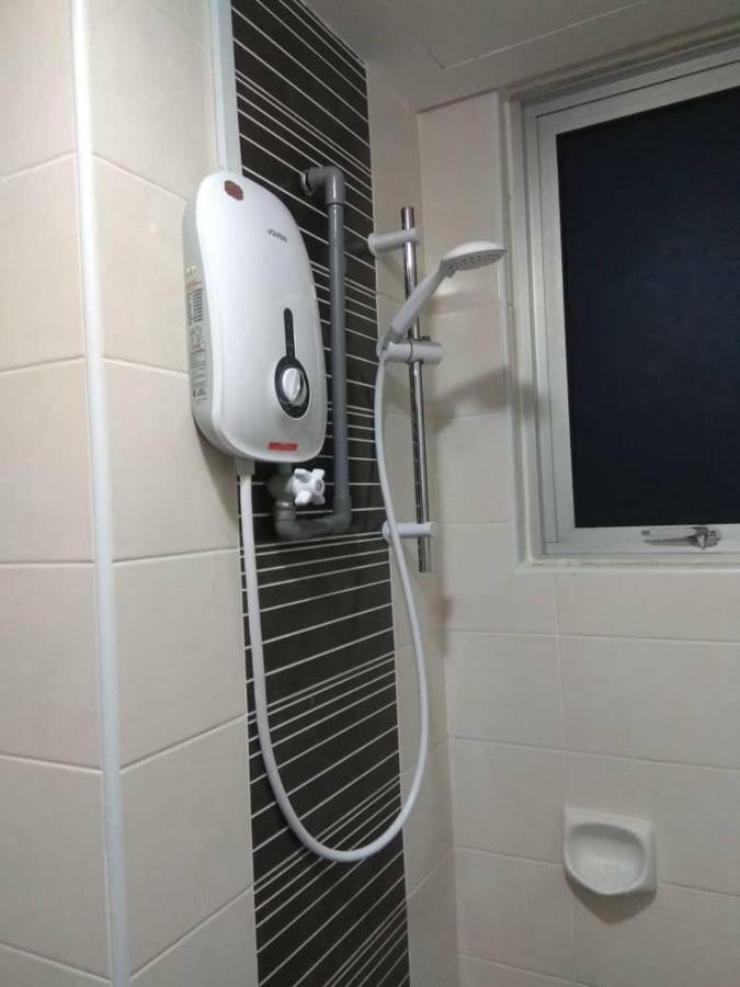 Putra 1 Pool Bandar Seri Putra Apartment Kampong Sungai Buah